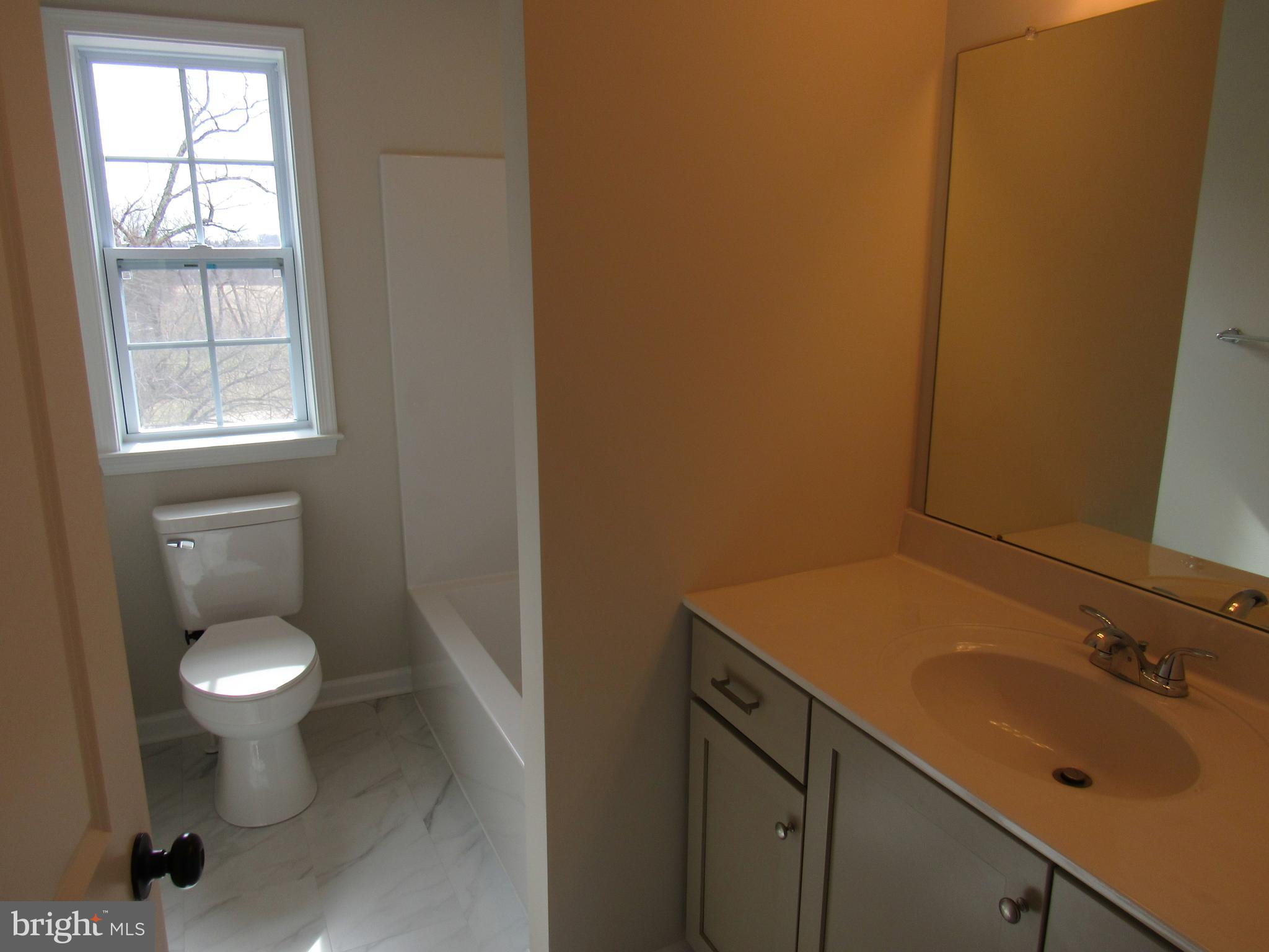 957 Spring City Road Phoenixville, PA 19460 - Photo 36 of 57 2nd floor full hall bath