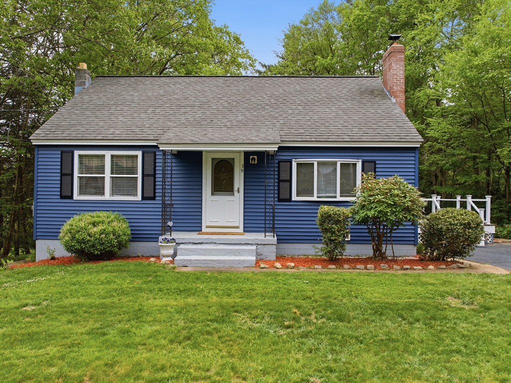 39 North Common Road Westminster, MA 01473 - Photo 2 of 37