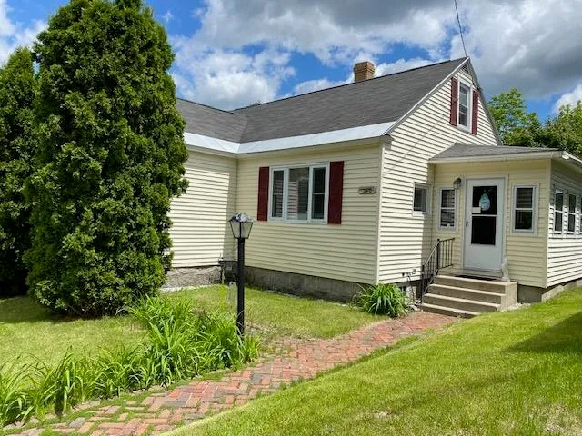 $259,500 | 800 5th Avenue, Berlin, NH 03570