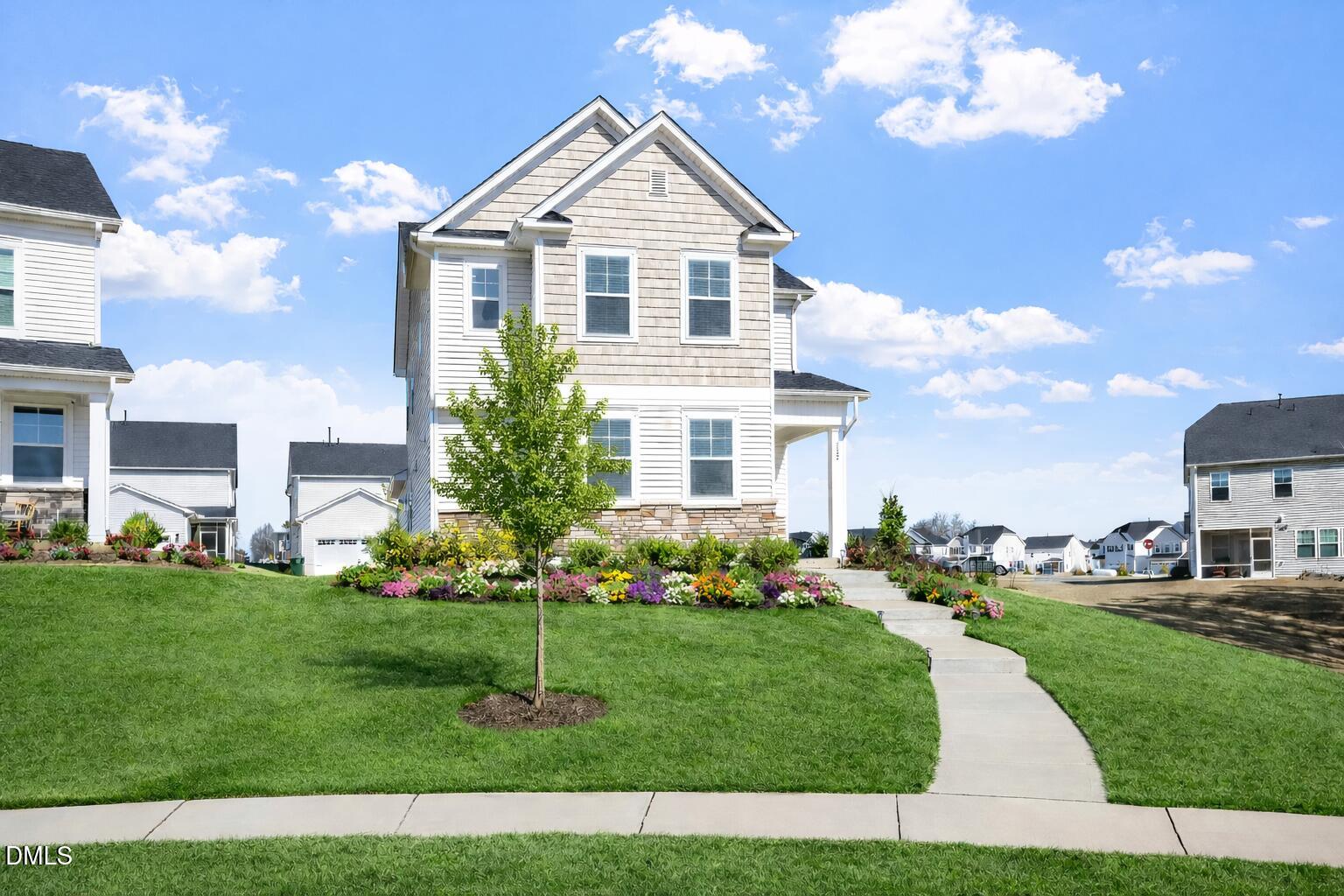 137 Moraine Court Raleigh, NC 27610 - Photo 2 of 41 Outdoor Green