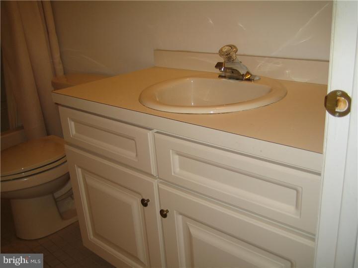 242 Tavistock Road Cherry Hill, NJ 08034 - Photo 12 of 12