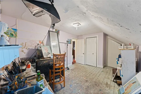 $550,000 | 39 Hazard Avenue, South Kingstown, RI 02879