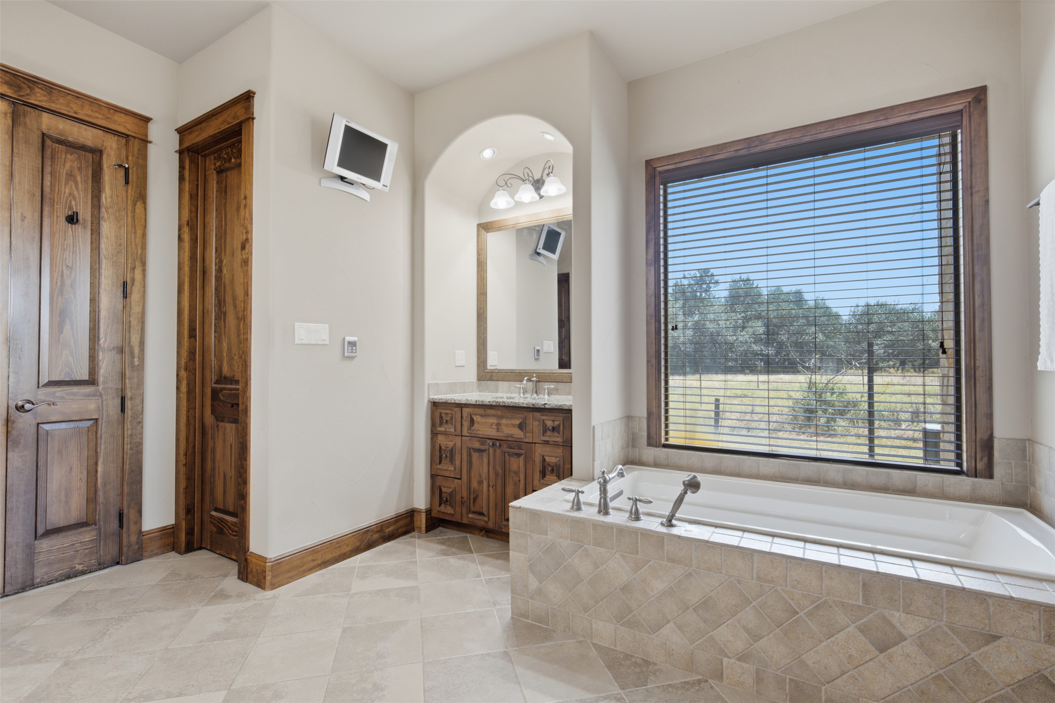 438 Patricia Road Georgetown, TX 78628 - Photo 19 of 39 Gallery Image 19