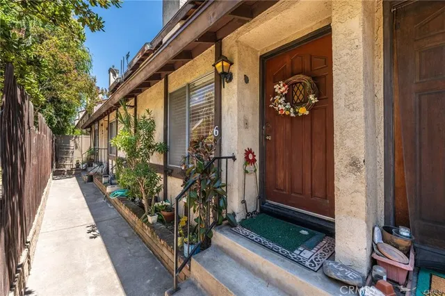 $599,900 | 408 North Catalina Avenue, Unit 6, Pasadena, CA 91106