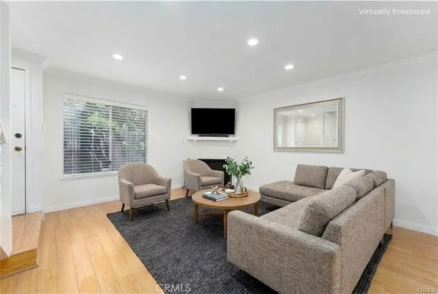 $599,900 | 408 North Catalina Avenue, Unit 6, Pasadena, CA 91106