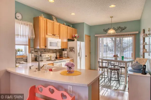 $389,900 | 383 Bluebird Alcove, Woodbury, MN 55125