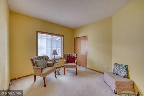 $389,900 | 383 Bluebird Alcove, Woodbury, MN 55125