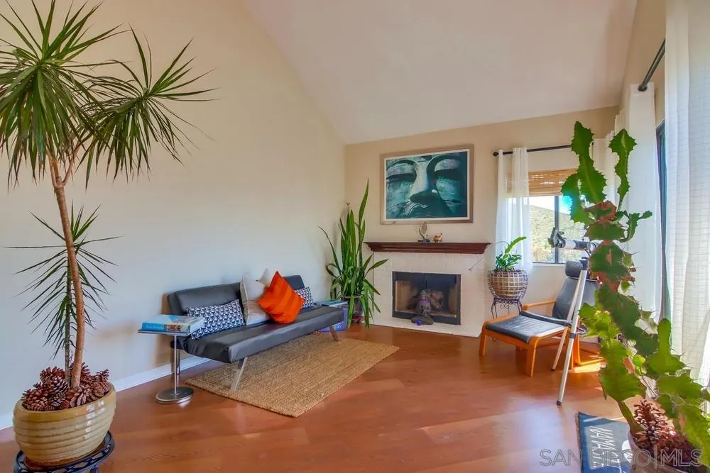 2954 Anawood Way Spring Valley, CA 91978 - Photo 2 of 22 Gallery Image 2