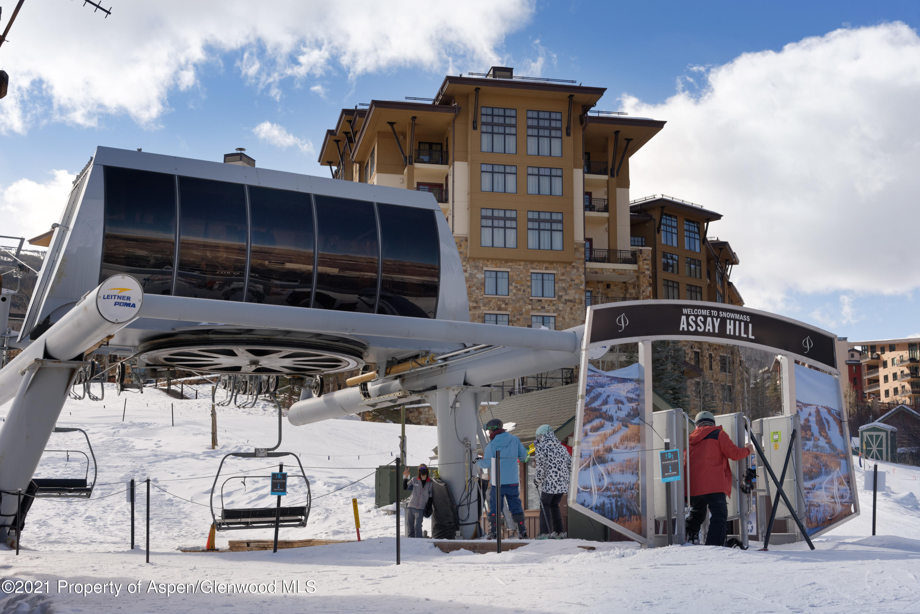 55 Timbers Club Court, Unit J1 Snowmass Village, CO 81615 - Photo 31 of 36 55TimbersJ1_HiRes210121034