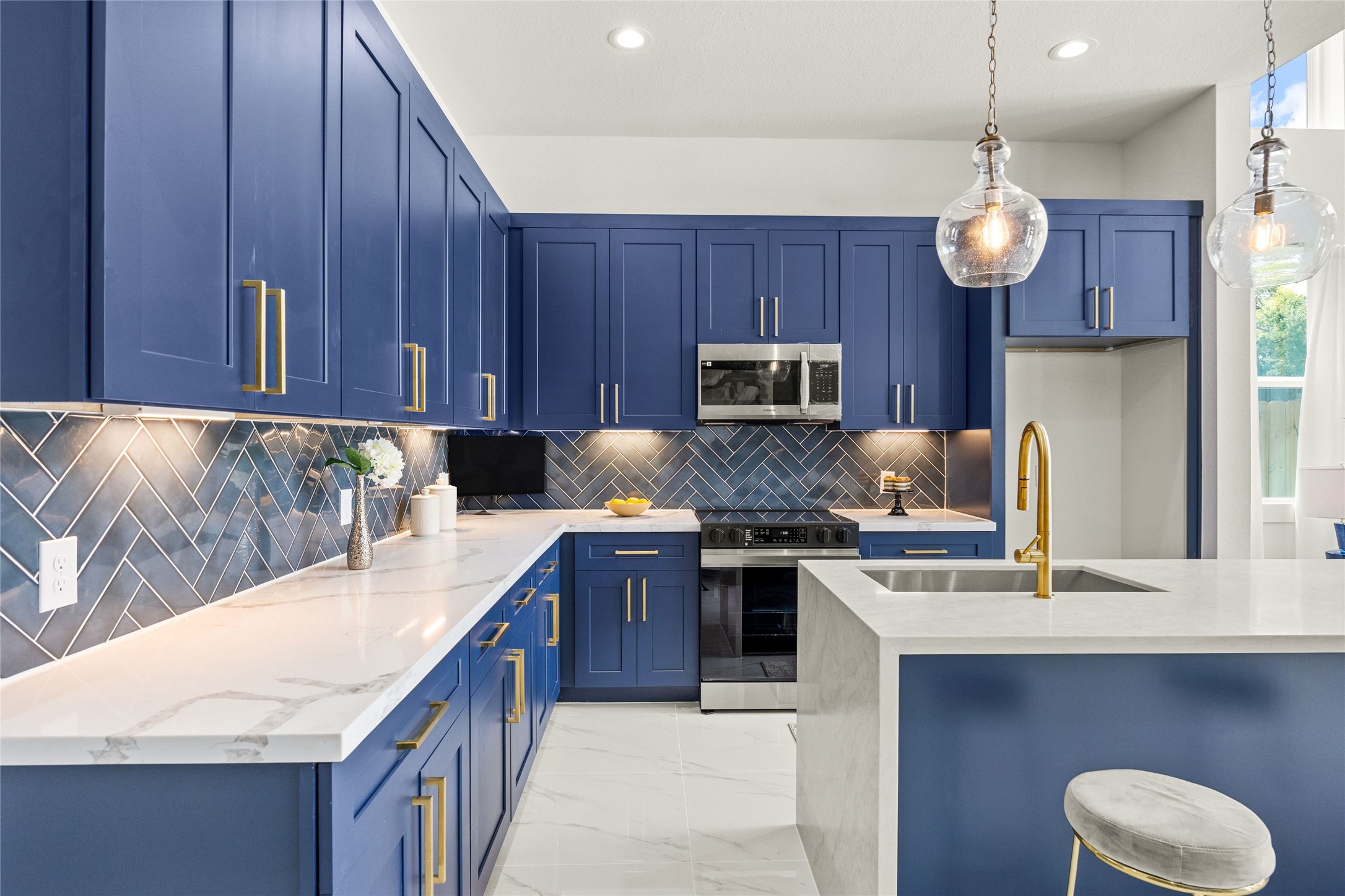 5602 Pershing Street Houston, TX 77033 - Photo 14 of 25