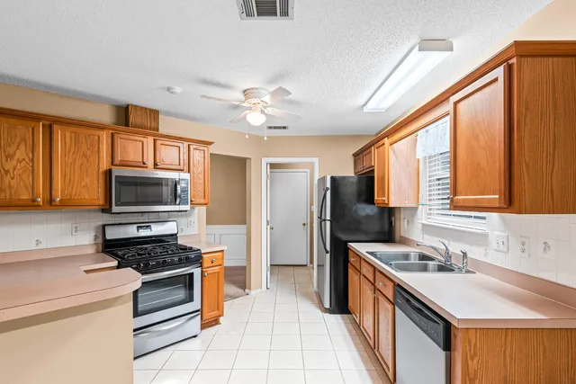 $369,900 | 912 Claeven Circle, Fort Walton Beach, FL 32547