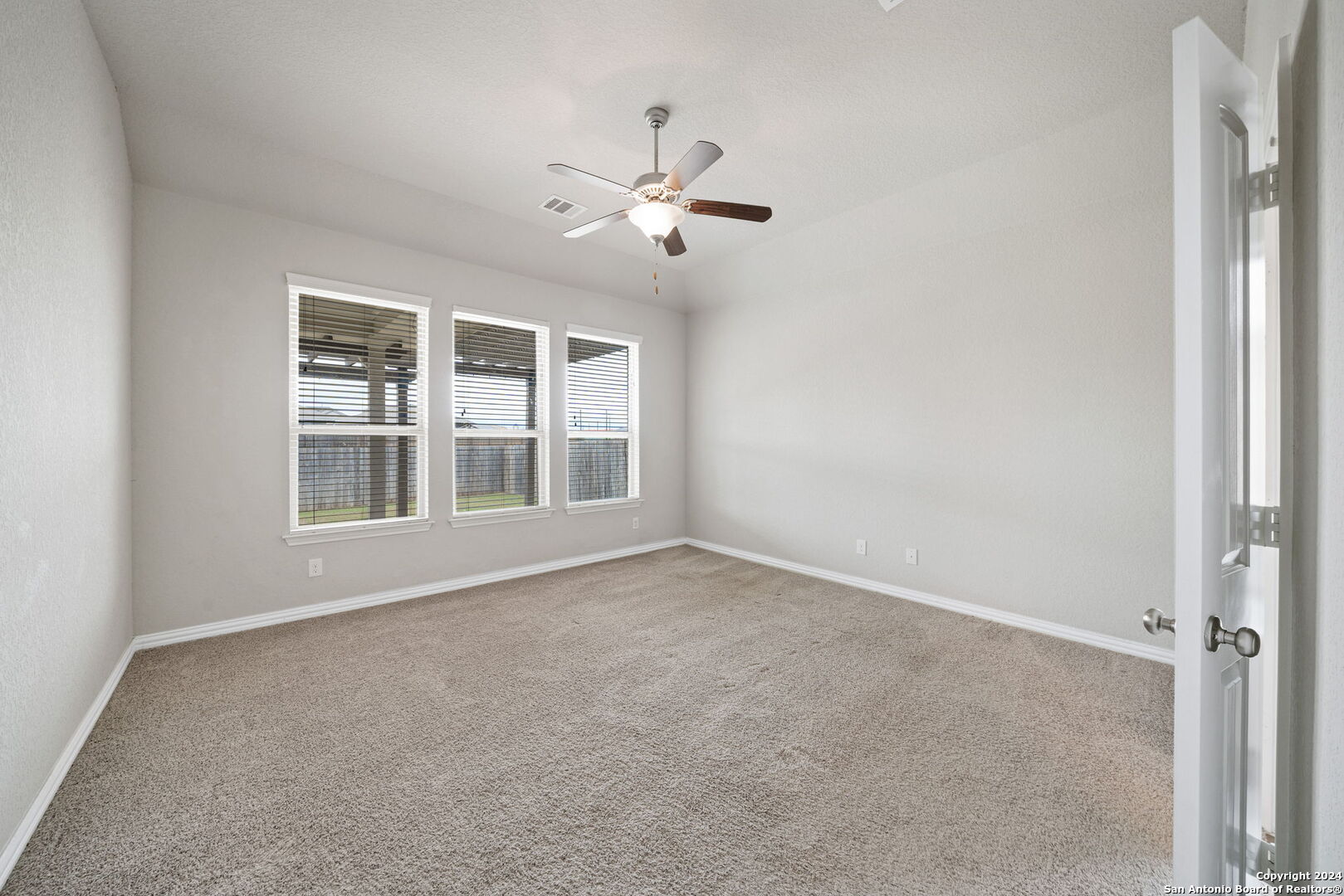 7875 Belmont Valley San Antonio, TX 78253 - Photo 24 of 35