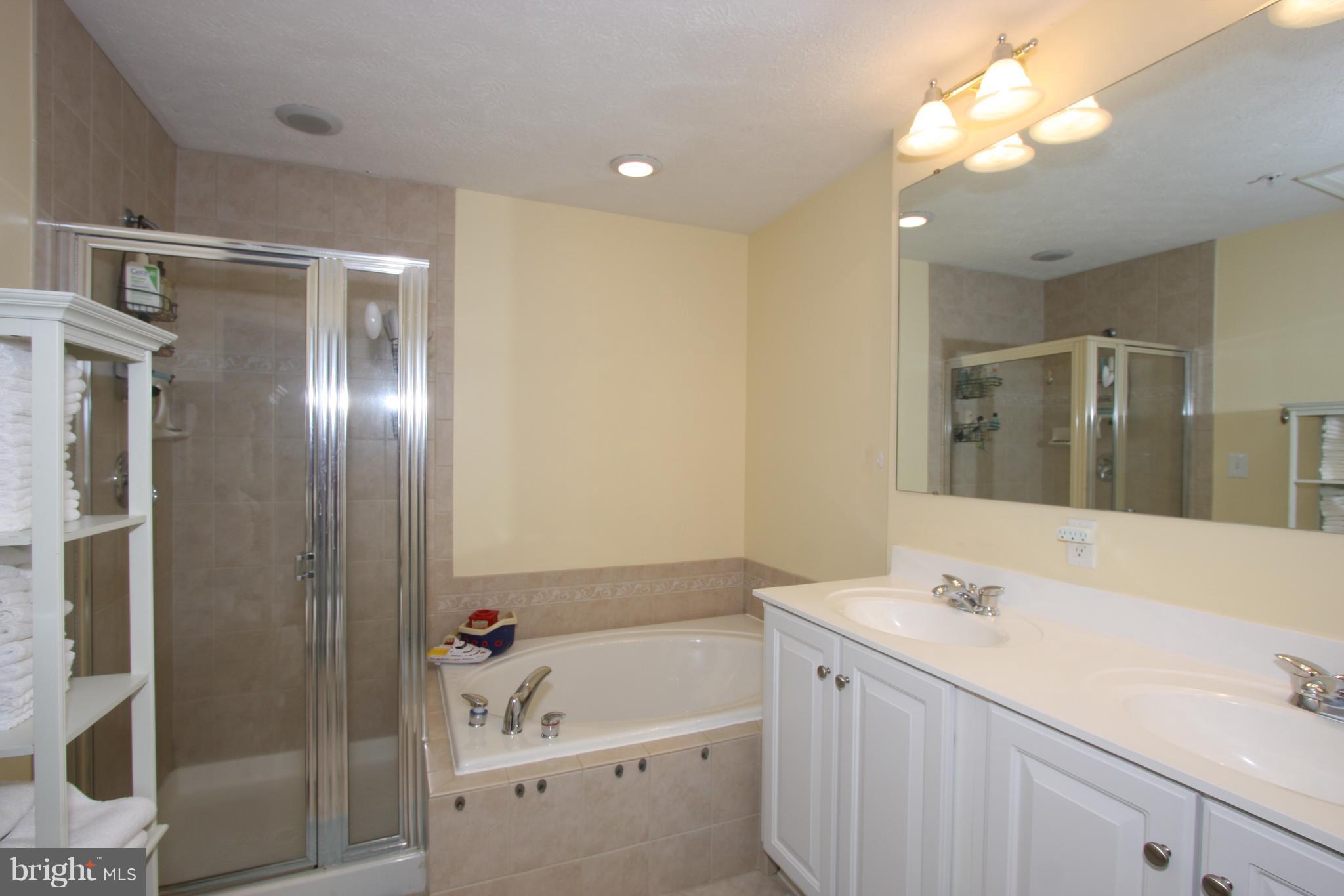 1531 Oakley Lane Hanover, MD 21076 - Photo 16 of 22 Bath (Master)