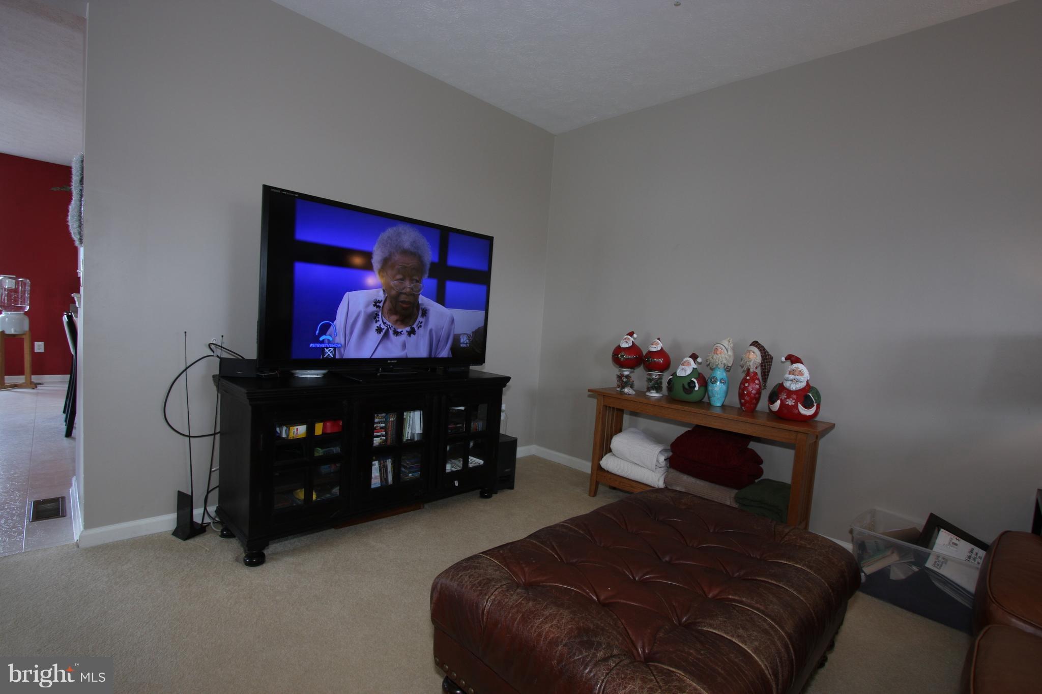 1531 Oakley Lane Hanover, MD 21076 - Photo 6 of 22 Family Room