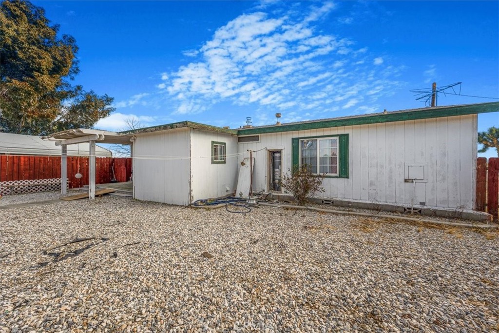 13378 Paramount Road Phelan, CA 92371 - Photo 37 of 43