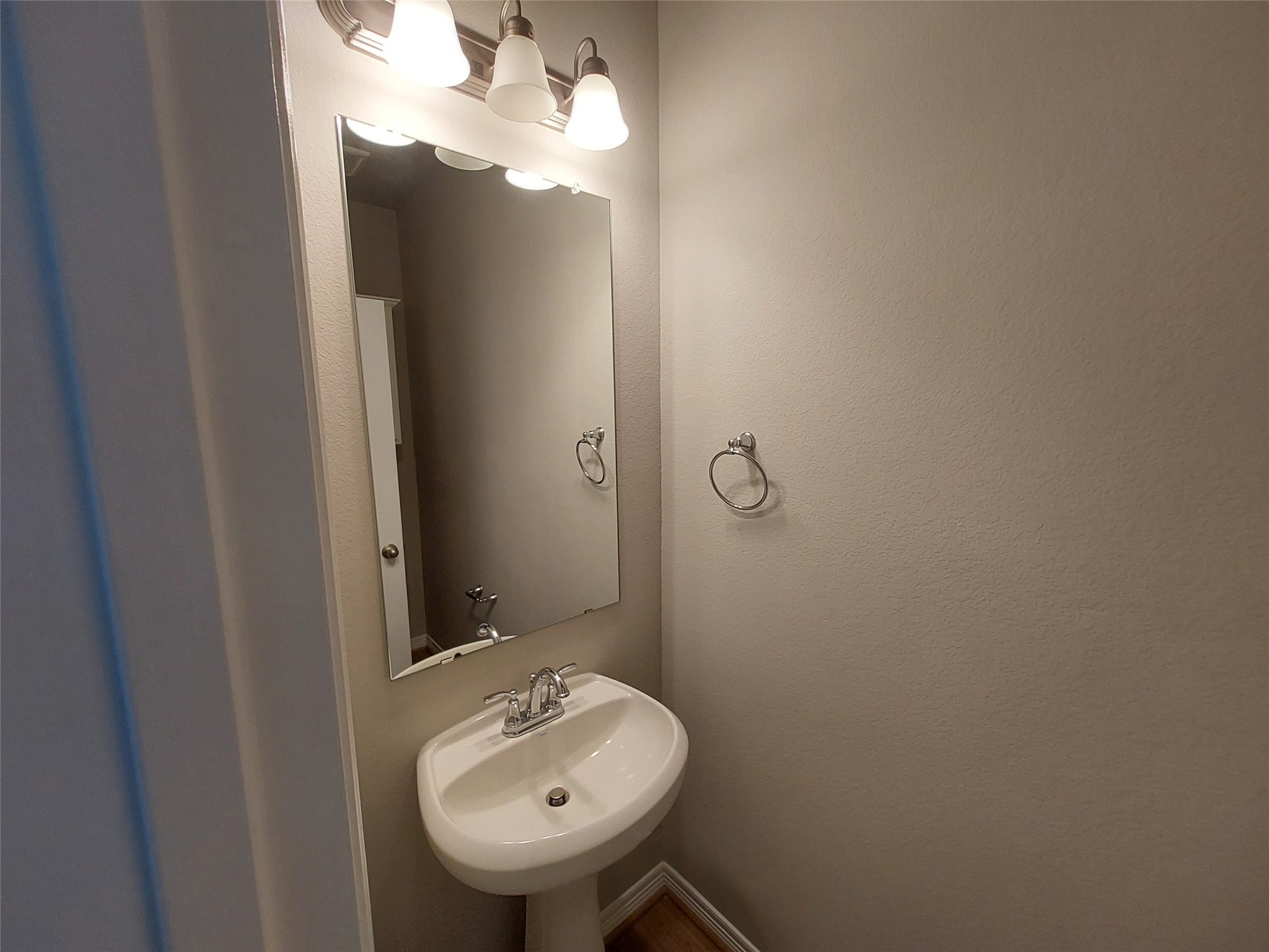 6423 Paris Street Houston, TX 77021 - Photo 11 of 17