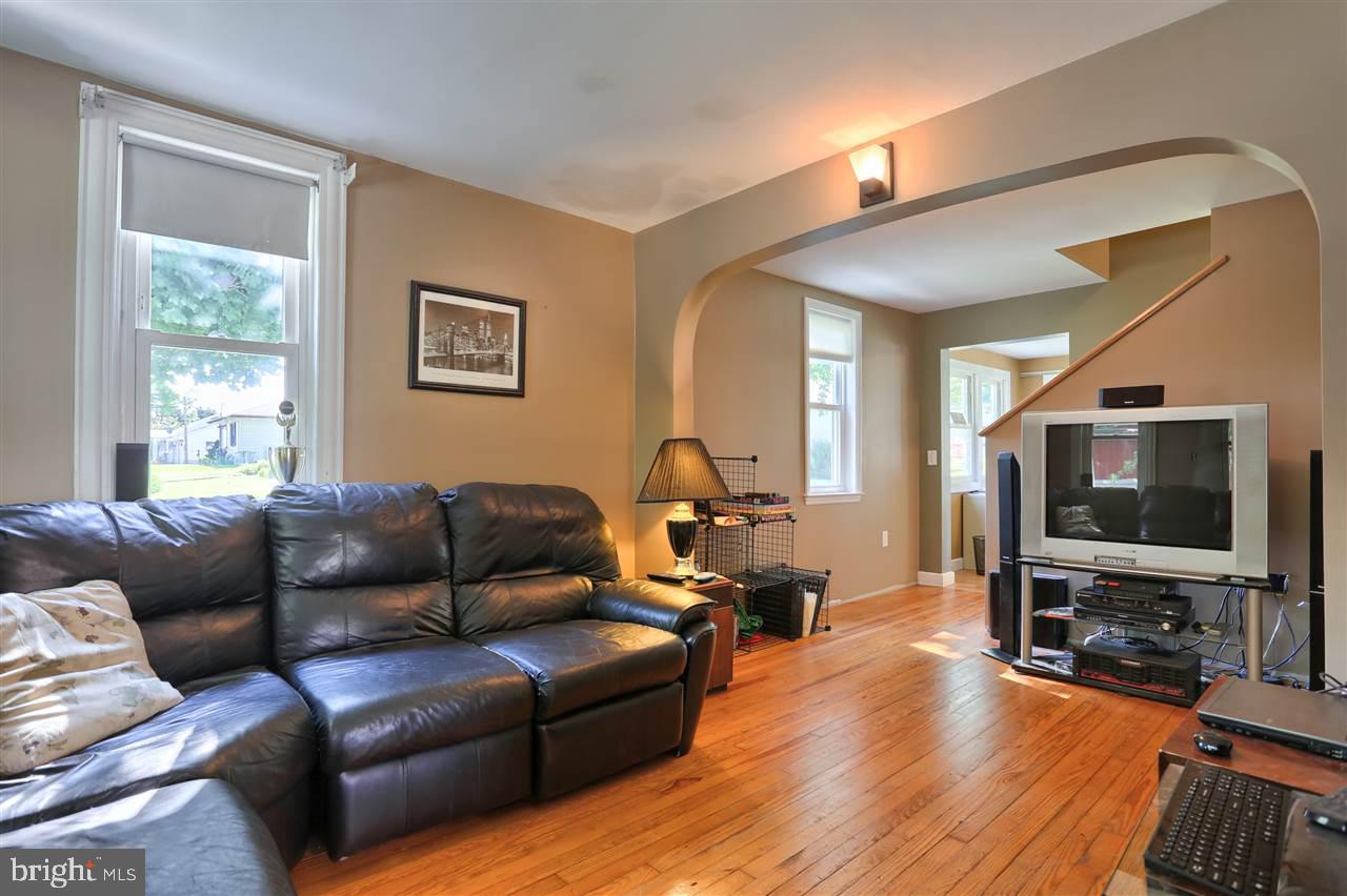 1342 Greble Road Myerstown, PA 17067 - Photo 7 of 22 Gallery Image 7