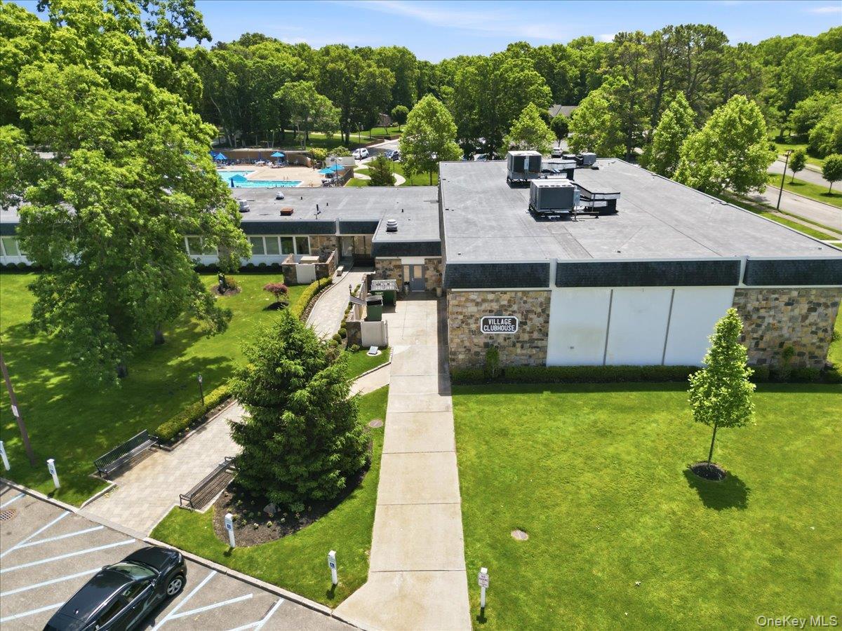158 Falmouth Court, Unit A Ridge, NY 11961 - Photo 13 of 23