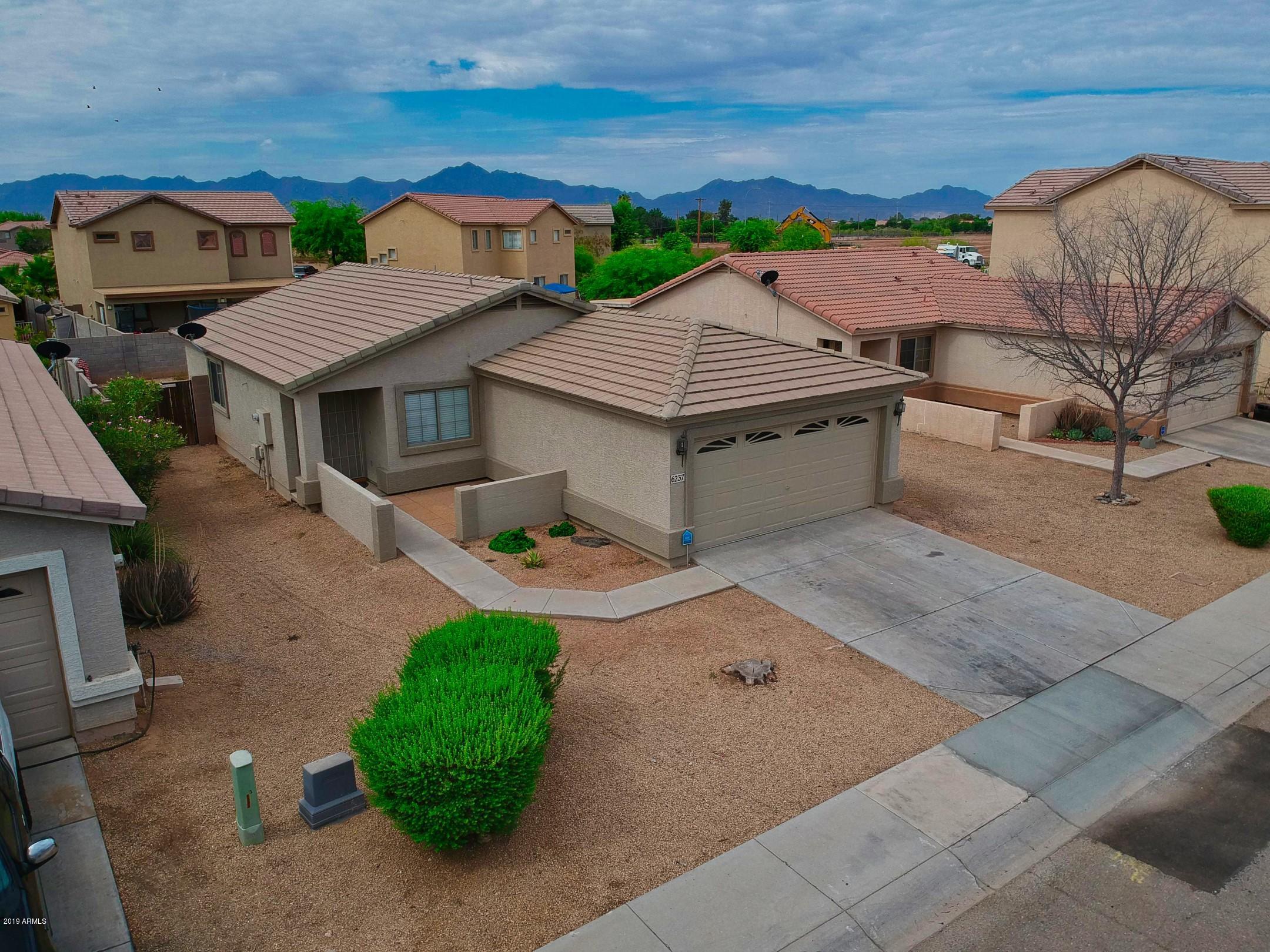 6237 West Raymond Street Phoenix, AZ 85043 - Photo 2 of 39 DJI_2185_10 (Custom)