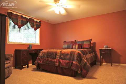 2525 South State Road Davison, MI 48423 - Photo 32 of 39 20442675-31.JPG
