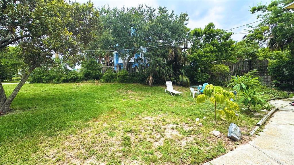 407 Poinsettia Road Daytona Beach, FL 32118 - Photo 9 of 10