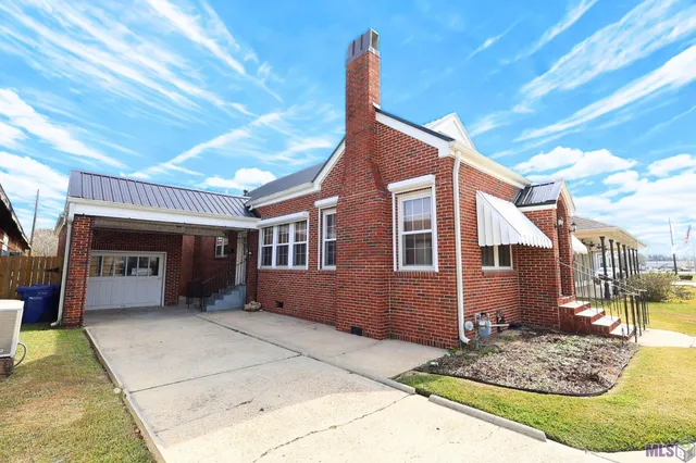 $240,000 | 1217 Canal Boulevard, Thibodaux, LA 70301