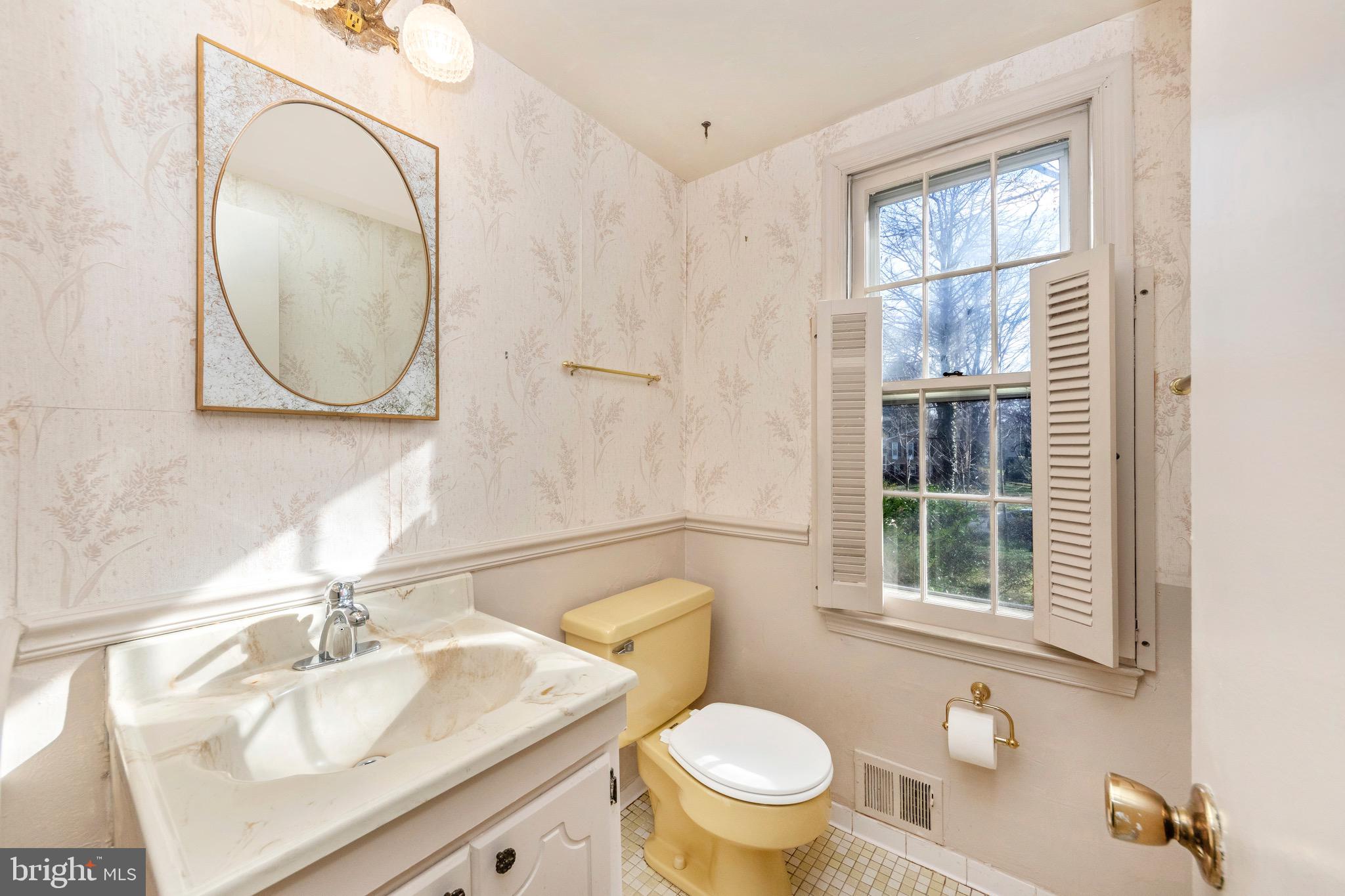 5086 Durham Road West Columbia, MD 21044 - Photo 24 of 51 Powder Room