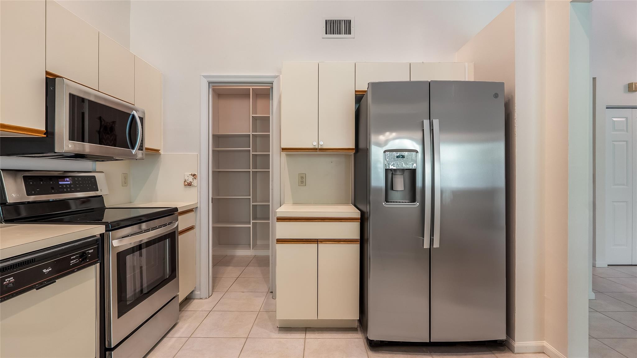5801 Coach House Circle, Unit F Boca Raton, FL 33486 - Photo 35 of 56 Photo 35