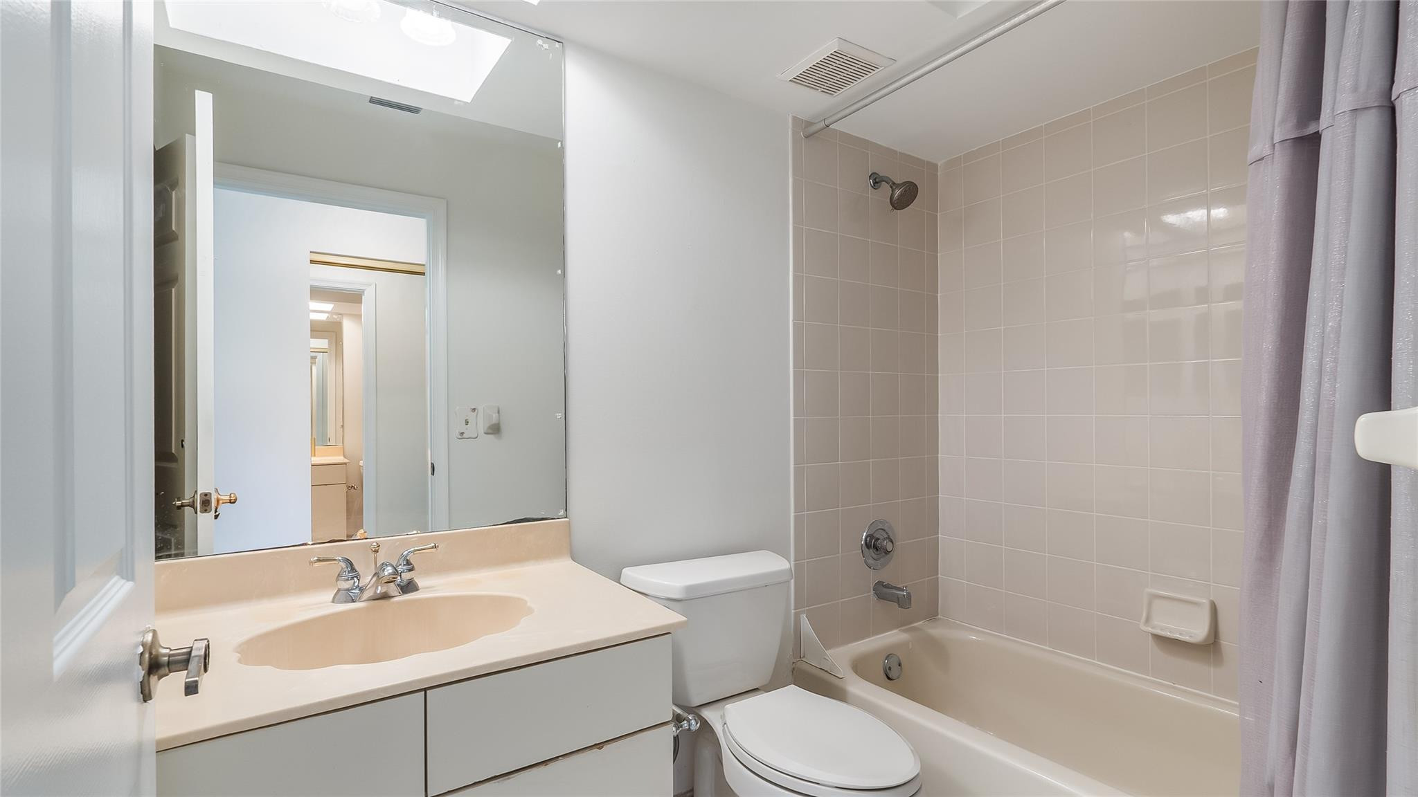 5801 Coach House Circle, Unit F Boca Raton, FL 33486 - Photo 37 of 56 Photo 37