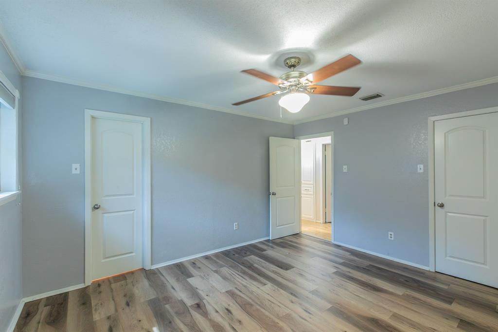 241 Travis Lane Hewitt, TX 76643 - Photo 14 of 26