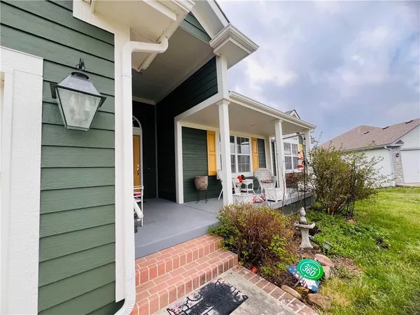 $389,000 | 3103 Steel Wheel Drive, Harrisonville, MO 64701