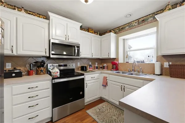 $389,000 | 3103 Steel Wheel Drive, Harrisonville, MO 64701