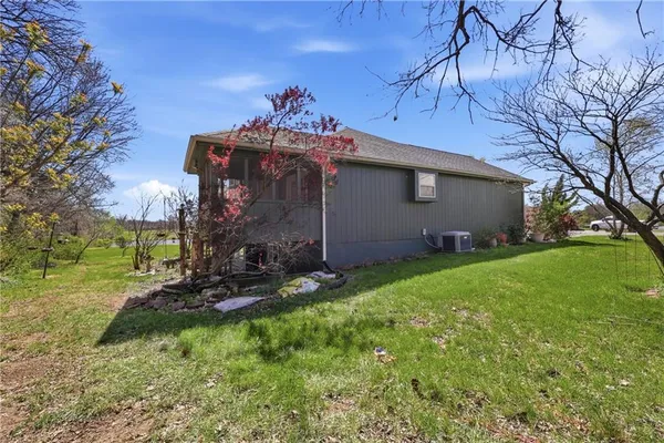 $389,000 | 3103 Steel Wheel Drive, Harrisonville, MO 64701