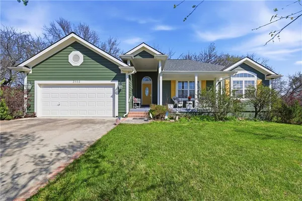 $389,000 | 3103 Steel Wheel Drive, Harrisonville, MO 64701