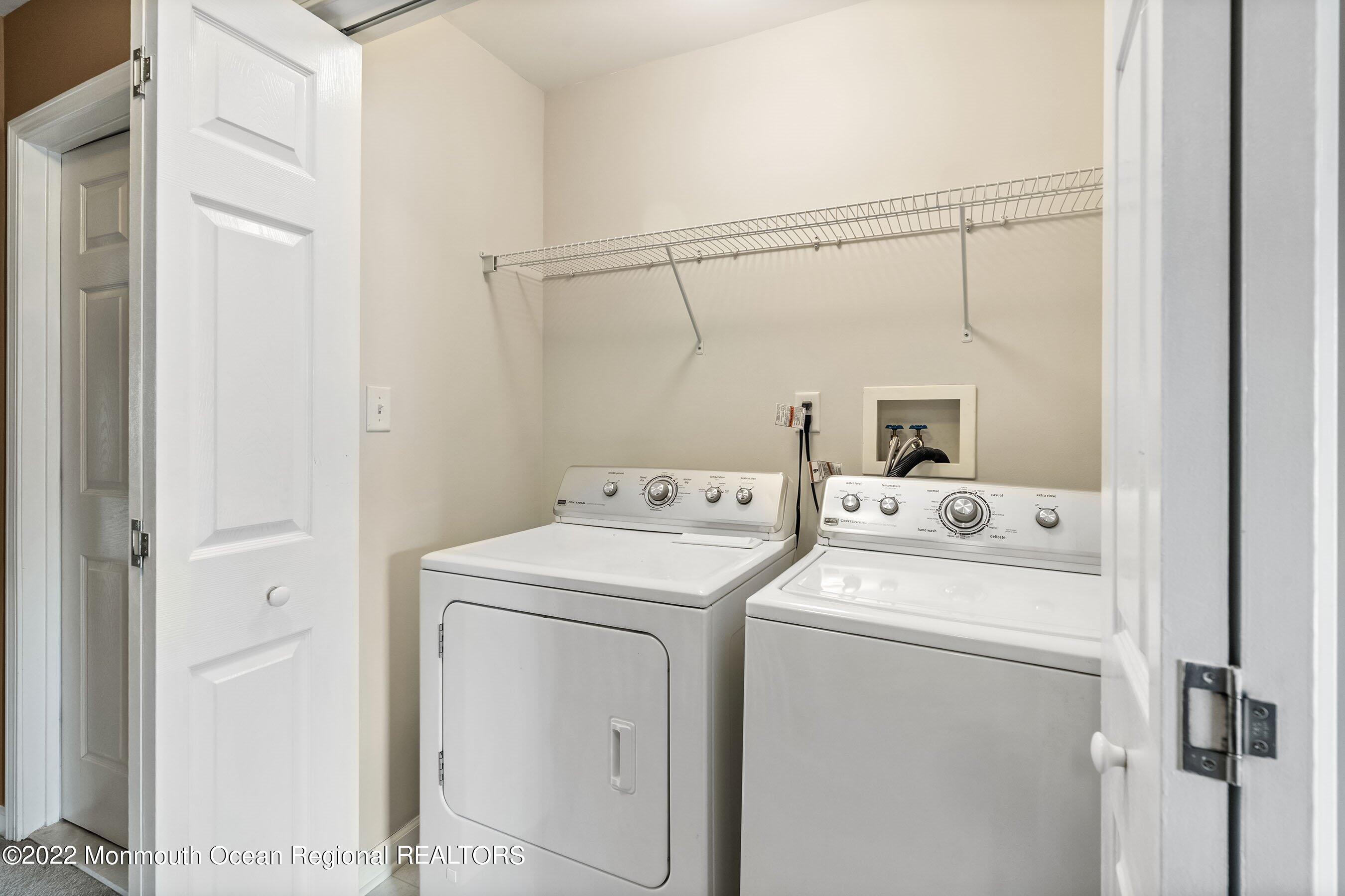 107 Bryce Lane, Unit 2004 Manahawkin, NJ 08050 - Photo 28 of 39 29-Int17 Laundry