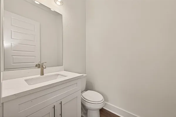 $2,595 | 1502 Hussion Street, Houston, TX 77003