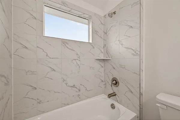 $2,595 | 1502 Hussion Street, Houston, TX 77003