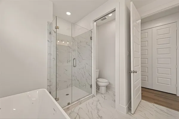 $2,595 | 1502 Hussion Street, Houston, TX 77003