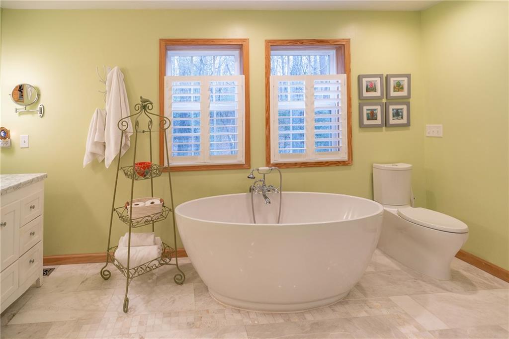 561 Cartecay Trace Ellijay, GA 30536 - Photo 20 of 55