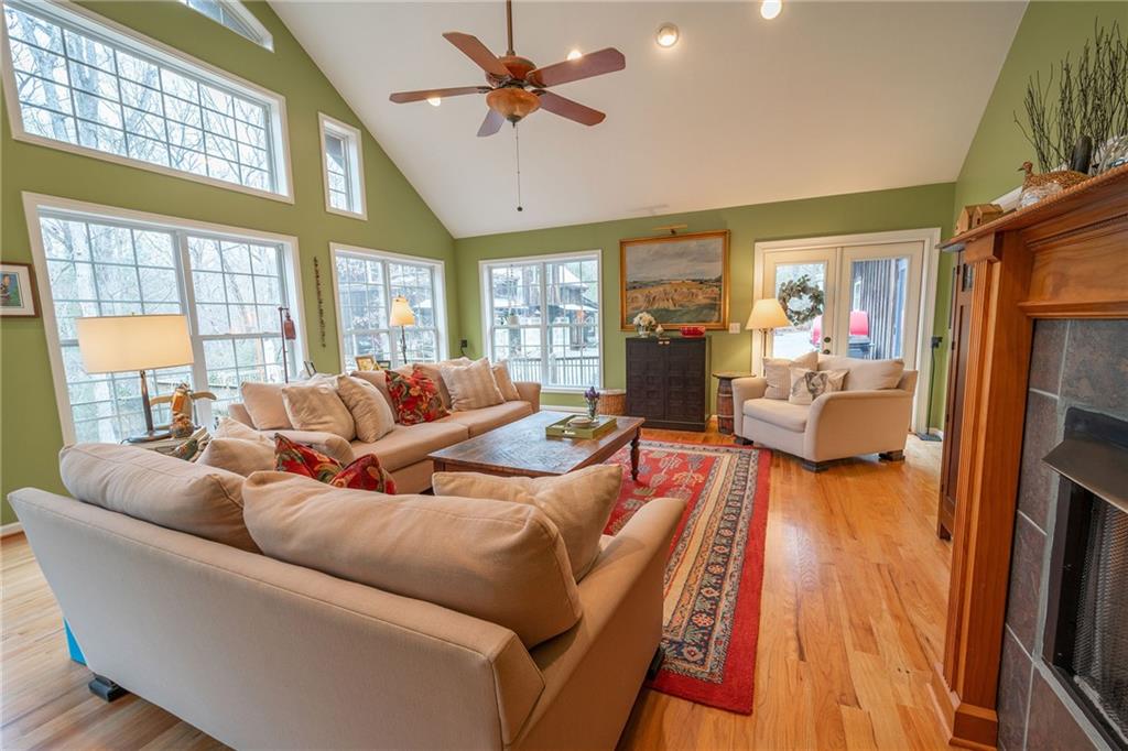 561 Cartecay Trace Ellijay, GA 30536 - Photo 6 of 55