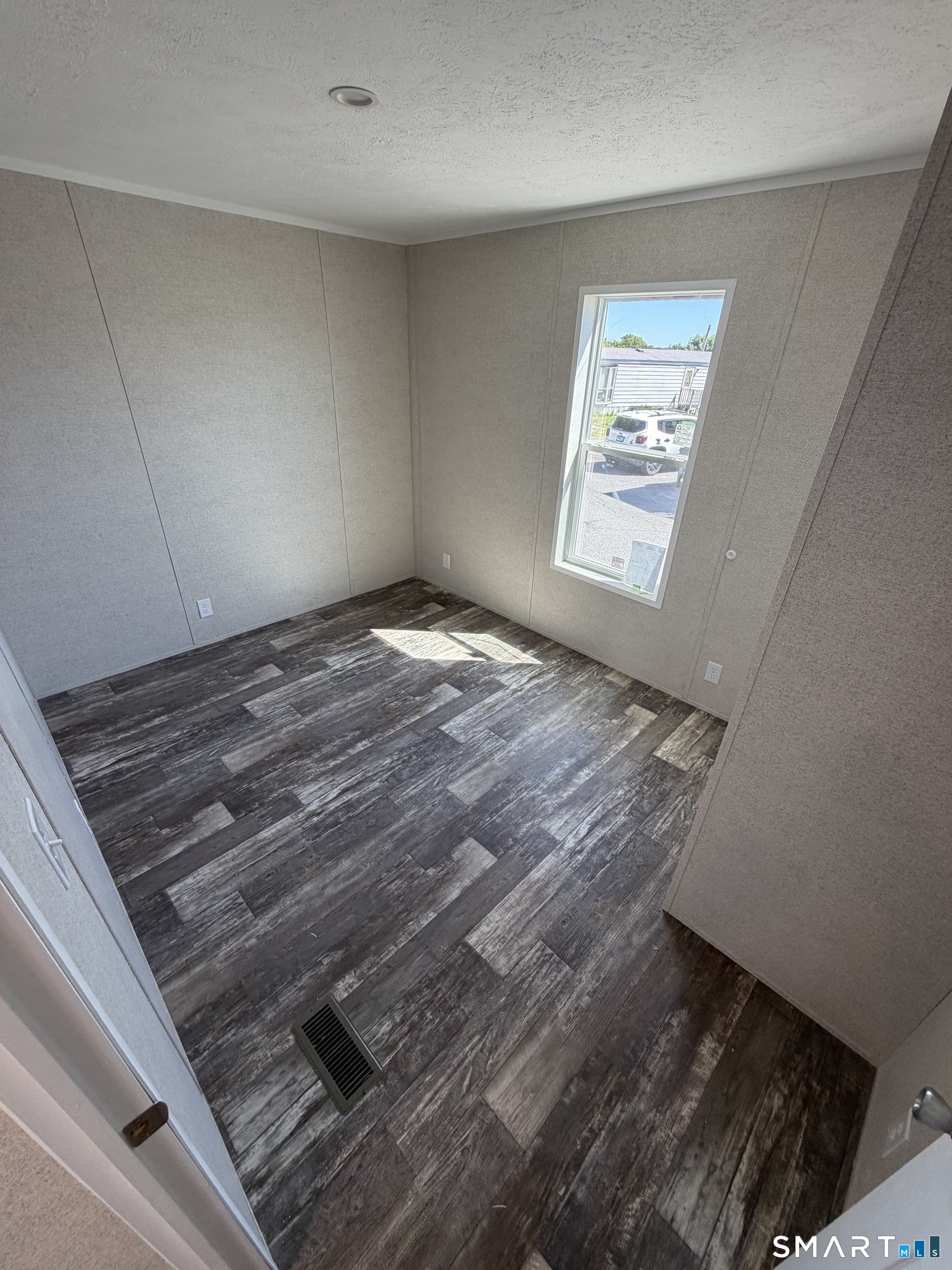 435 High Street, Unit 42 Groton, CT 06355 - Photo 10 of 11