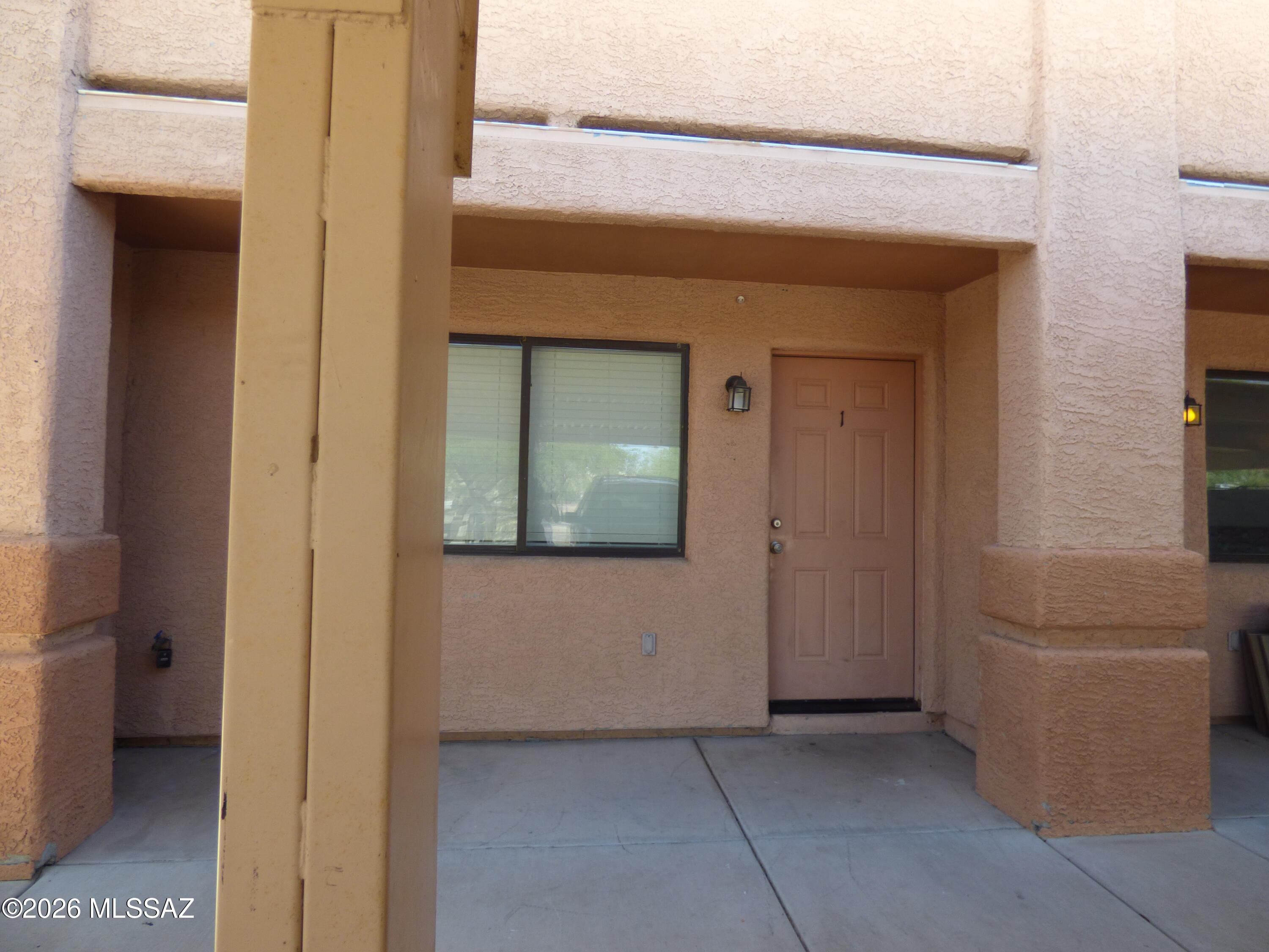 1077 North Riverside Drive, Unit 1 Tucson, AZ 85745 - Photo 2 of 18 P1090423