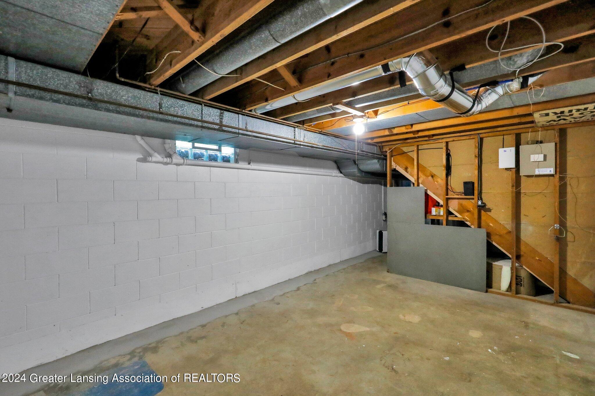 6426 Rosedale Road Lansing, MI 48911 - Photo 30 of 33 Basement