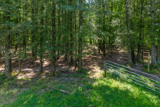 $609,000 | 324 Laster-Holman Lane, Decherd, TN 37324