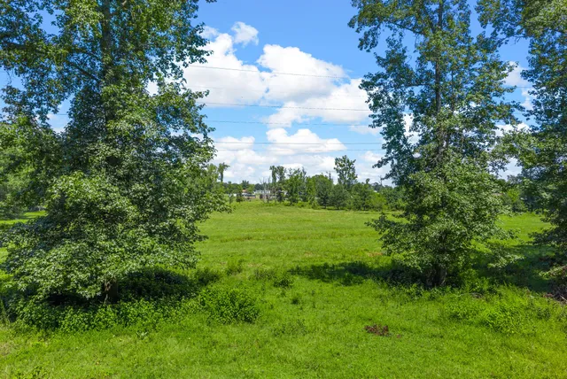 $609,000 | 324 Laster-Holman Lane, Decherd, TN 37324