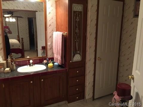 6186 Mt Gallant Road York, SC 29745 - Photo 4 of 19 Gallery Image 4