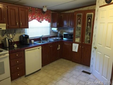 6186 Mt Gallant Road York, SC 29745 - Photo 5 of 19 Gallery Image 5