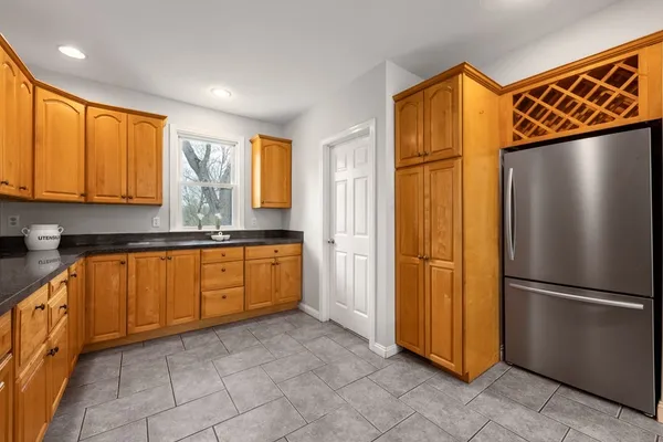 $1,350,000 | 220 Beacon Street, Milton, MA 02186