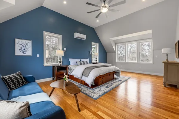 $1,350,000 | 220 Beacon Street, Milton, MA 02186