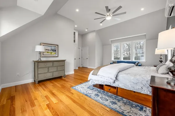 $1,350,000 | 220 Beacon Street, Milton, MA 02186